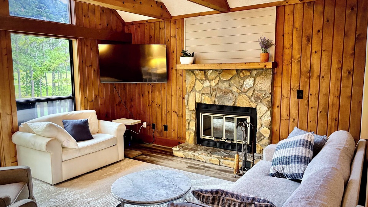 Salem Condo | The Loft at Lake Keowee