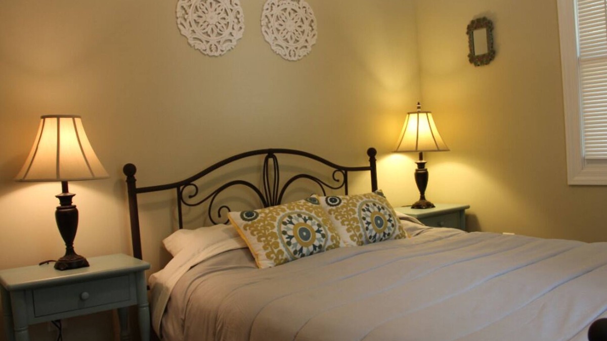 Saint Andrews Apartment | The "Loft at Sewanee" is a tranquil apartment near the University of the South.