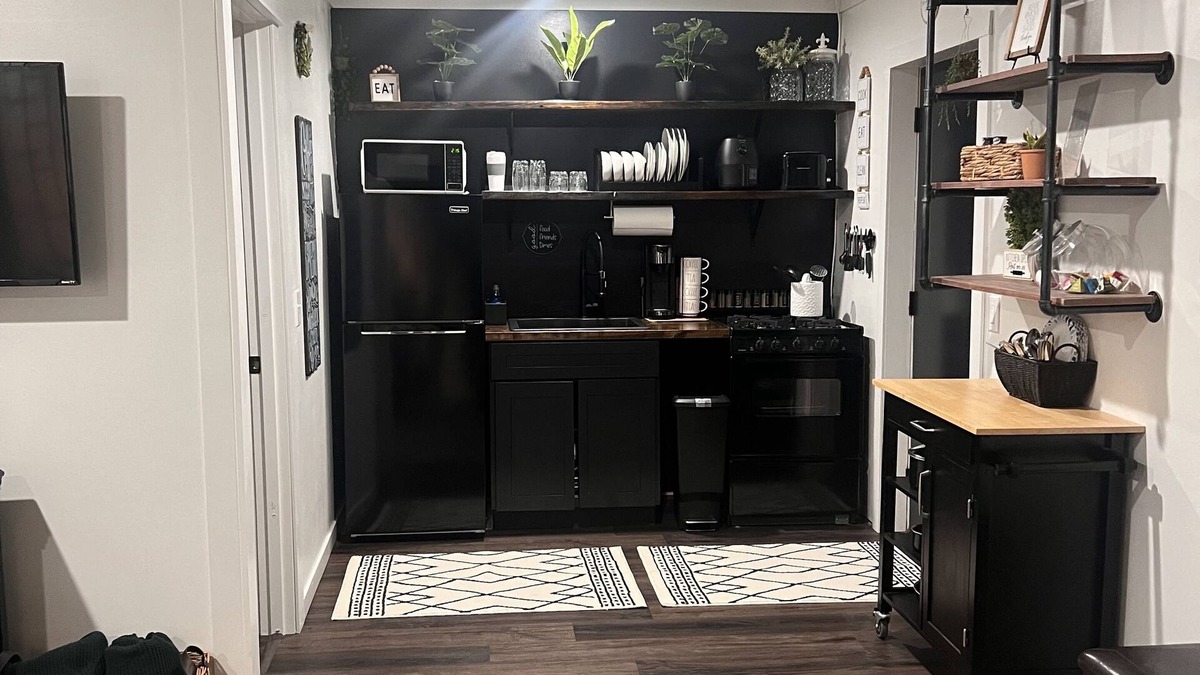 West Olive Apartment | THE LOFT! Beaches, Holland, Grand Haven - Located in West Olive-Port Sheldon