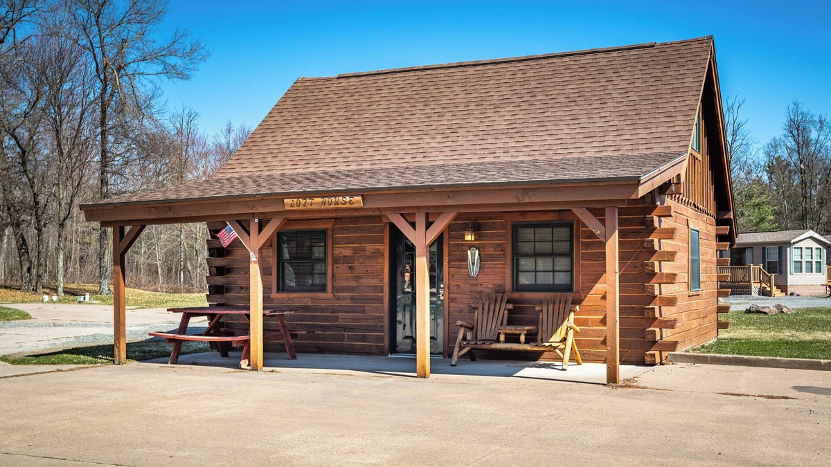 Neillsville Cabin | The Loft Cabin at the Riviera Resort in Neillsville, Wisconsin!