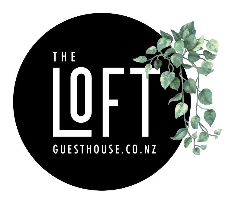 Onerahi House | The Loft Guesthouse - Private Harbourside Oasis