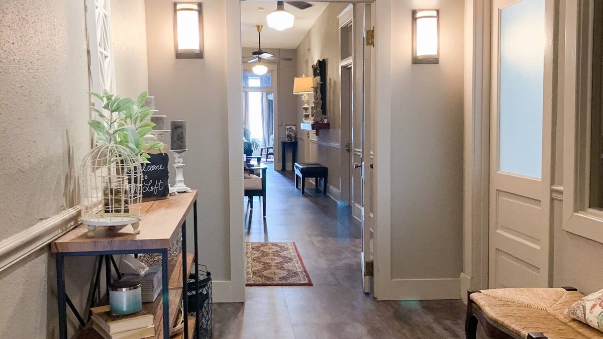 Magnolia House | The Loft on the Square Guest Suites
