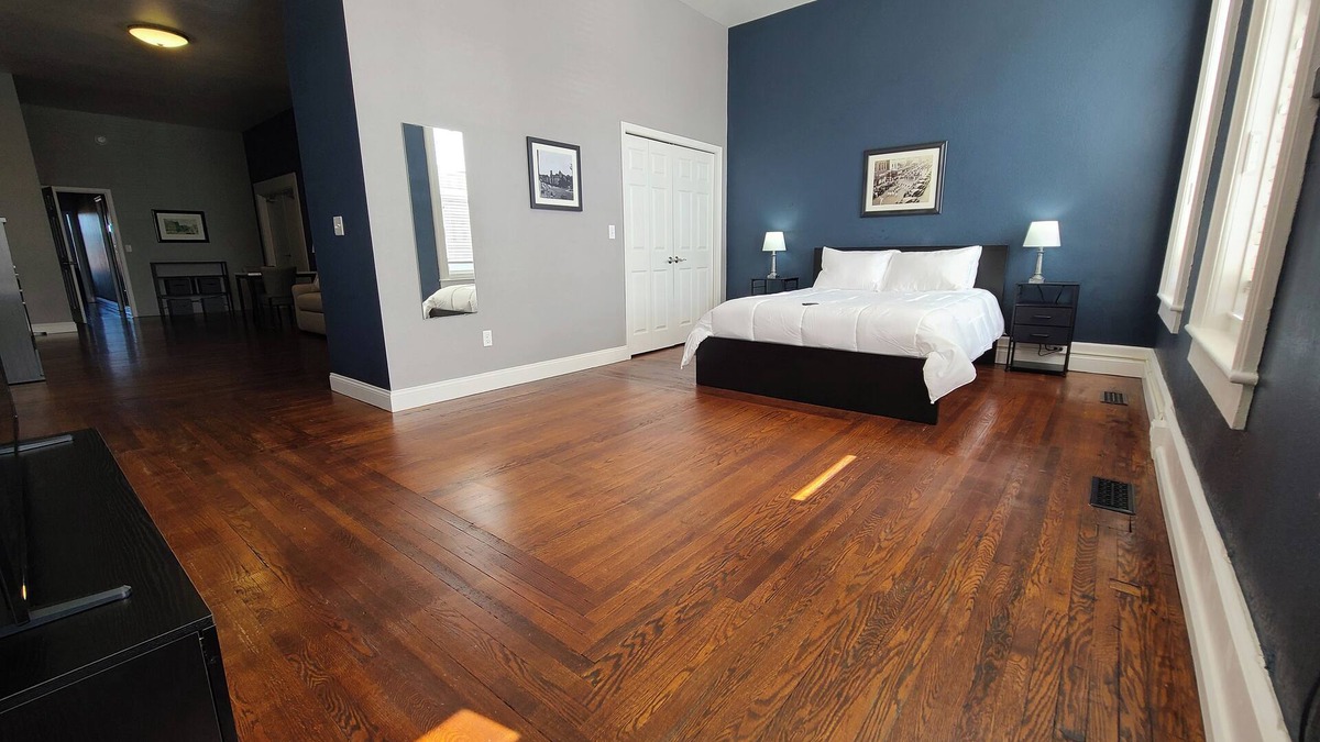 Adrian Apartment | The Loft on Winter - Downtown Adrian
