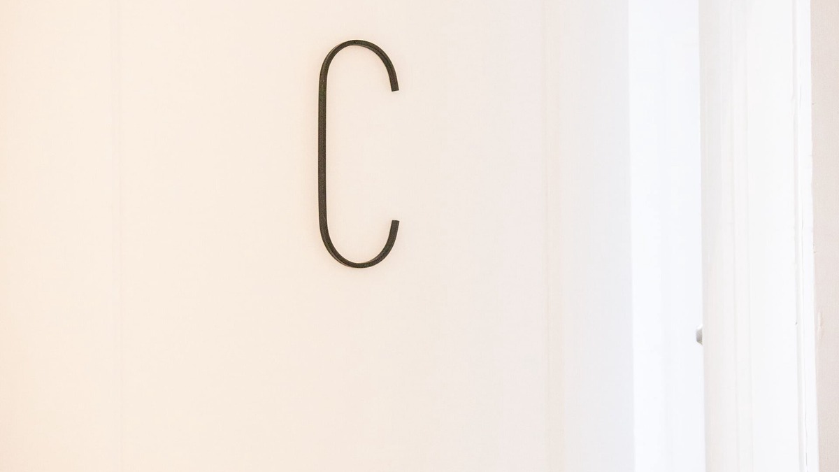Claude Apartment | The Lofts Downtown: Studio C, Beautiful Modern Studio Loft in Downtown Claude