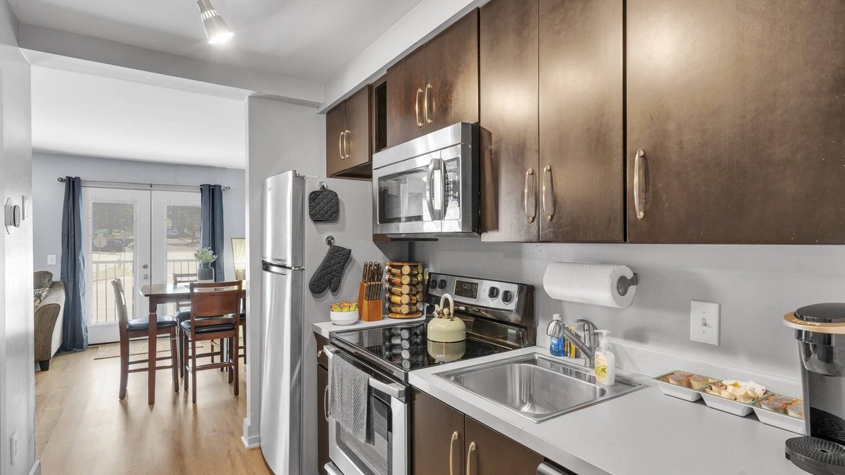 Clarksville Condo | The Lofts of Downtown (540 N 2nd St, #208)