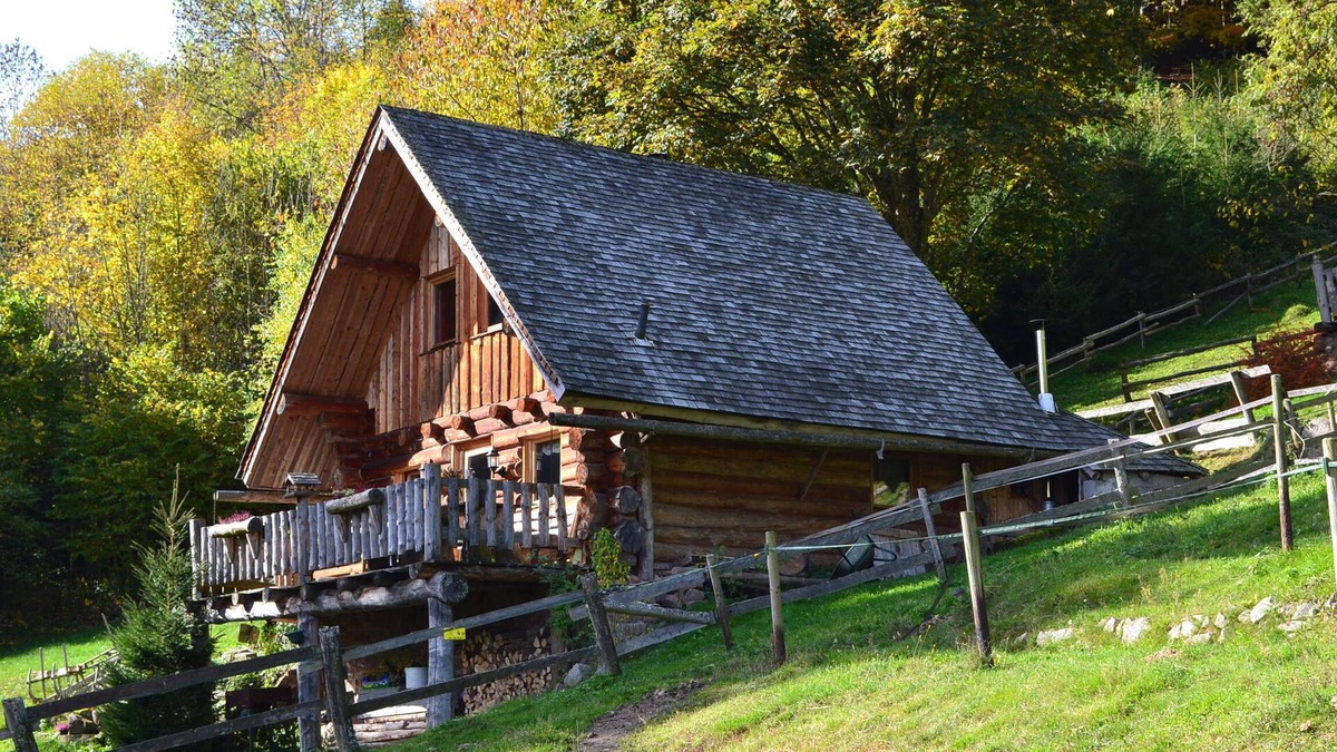 Le Hohwald Ski Chalet | The logger's cottage made entirely of logs