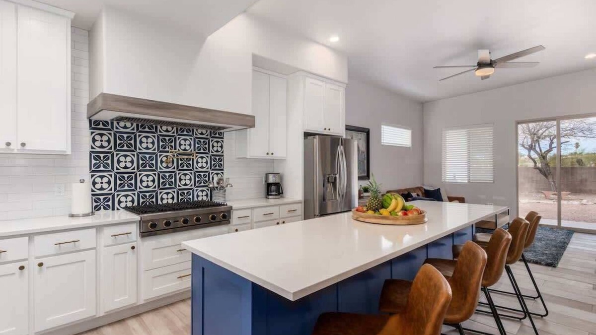 Shadow View Estates House | The Lomas Summary: We