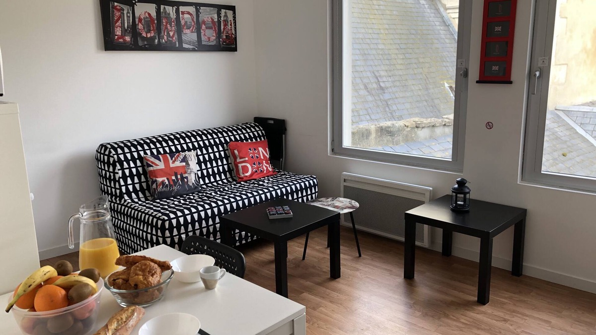 Centre Ancien Apartment | ❤️ THE LONDONIAN 🛎️ HYPER CENTER ☀️ FIBER WIFI ⛱️ JERGWELOH