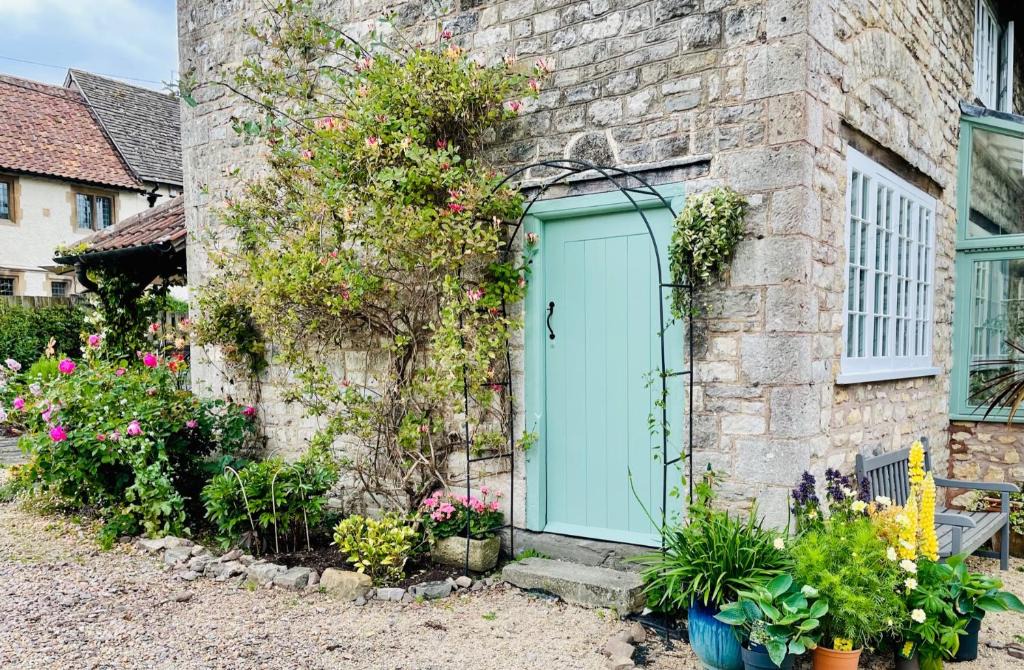 Barrow Gurney House | The Long House