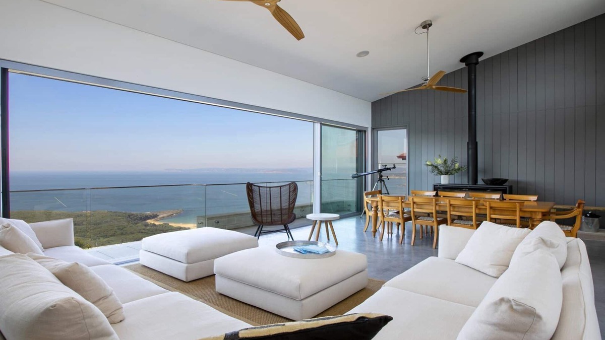 Killcare Heights House | The Lookout @ Killcare - 4 bedroom architecturally designed house with amazing ocean and bush views