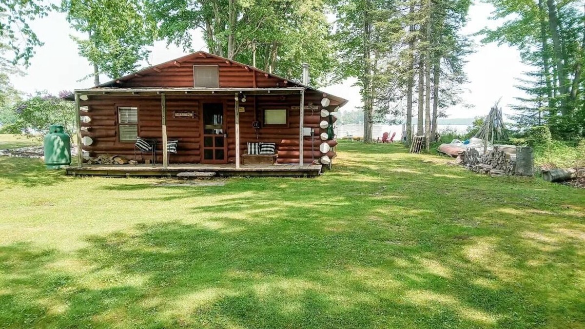 Levering Cabin | The Loon Lodge