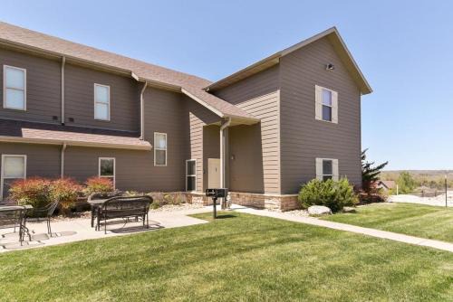 Branson West House | The LUX Stonebridge - No Stairs Close to SDC