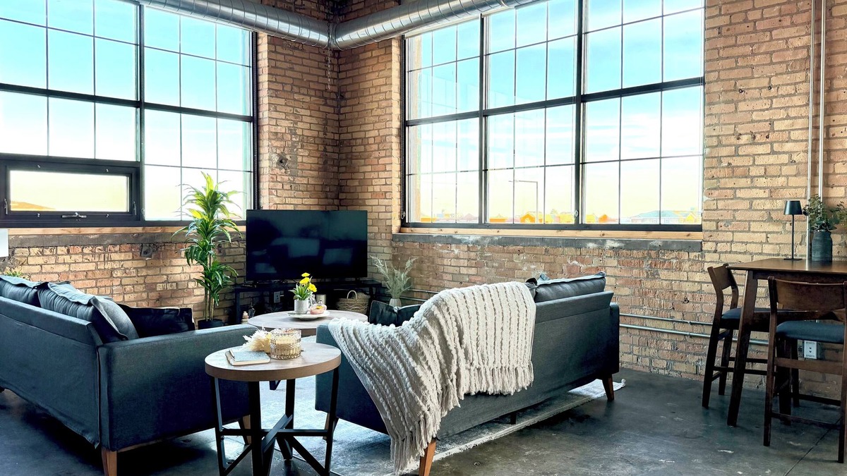 Canal Park Apartment | The Luxe Loft in Canal Park | NEW- Boho-Chic