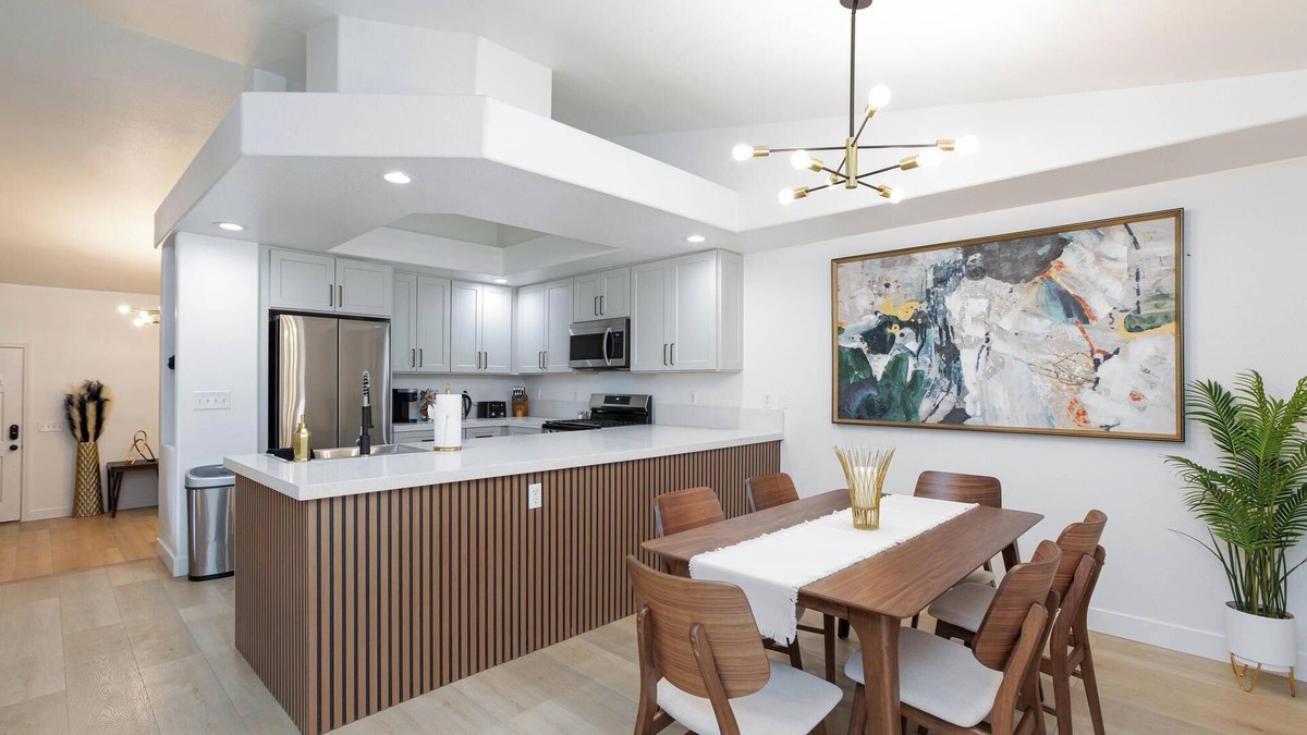 Silverado Ranch House | The Luxe Near the Strip w/Game Room and PS5!