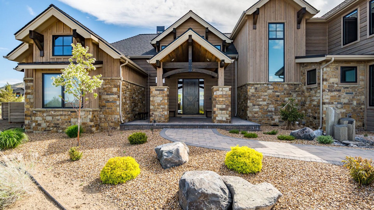 Powell Butte House | The Luxurious Ranch Life