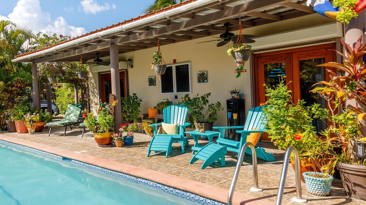 Corozal Resort | The Luxury Poolhouse, Casa 2 at Casa de Shelley Corozal, Belize