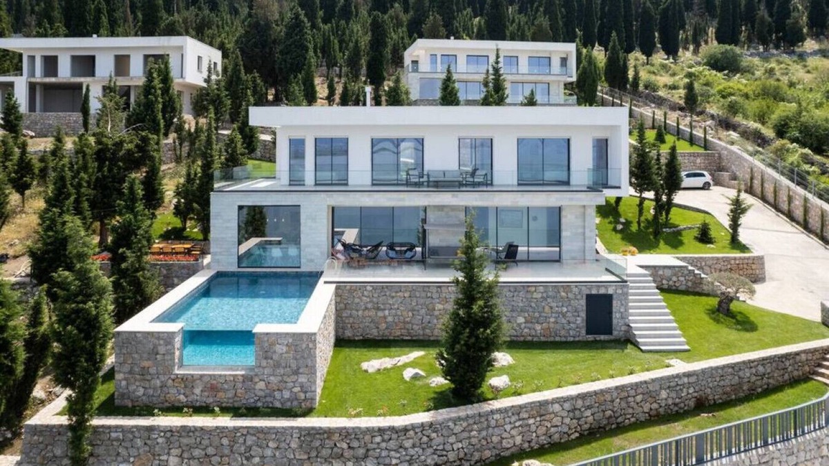 Shkoder Villa | The Luxury Villa by PikHost