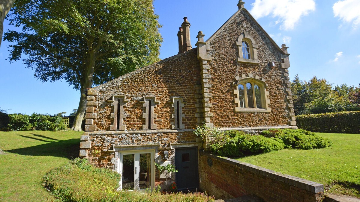Ringstead House | The Magazine - Three Bedroom House, Sleeps 5
