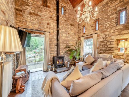 Haltwhistle House | The Magical Barn