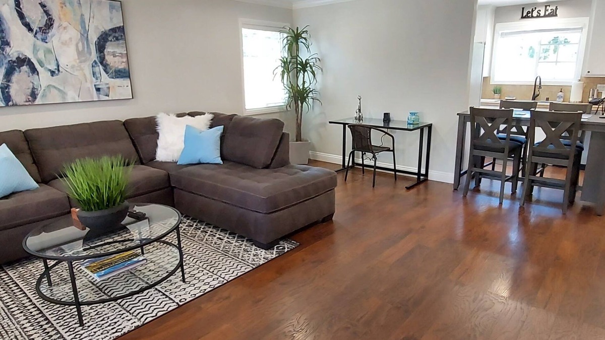 Simi Valley House | The Magnolia House in Simi Valley