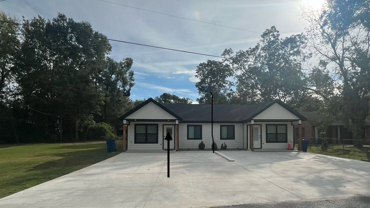 Jonesville House | “The Magnolia Inn” A comfortable, clean, & cozy stay