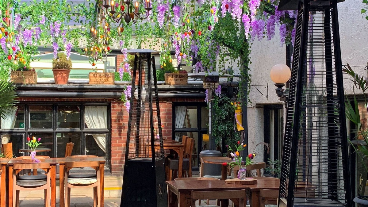 Norwich Hotel | The Maids Head Hotel