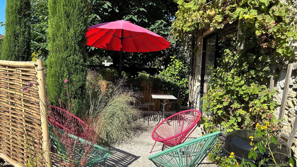 Saint-Amans-du-Pech Cottage | The Maison des Chats barn