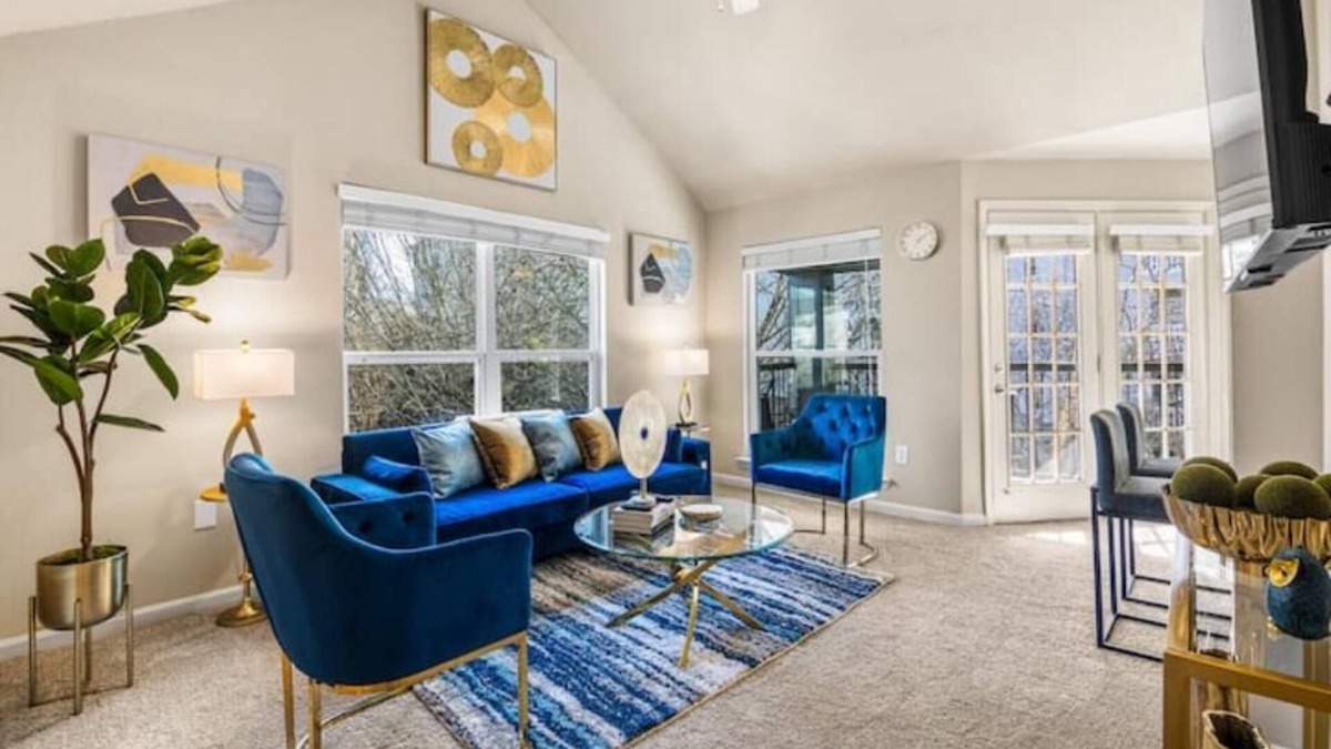 North Buckhead Apartment | The Majestic Buckhead Retreat New Listing
