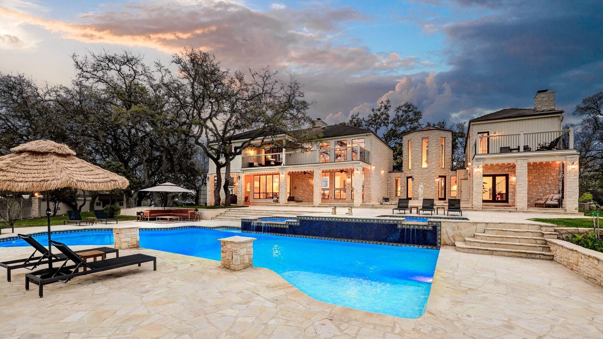 Cross Mountain House | The Majestic Oak! A Luxury Resort Style Estate!