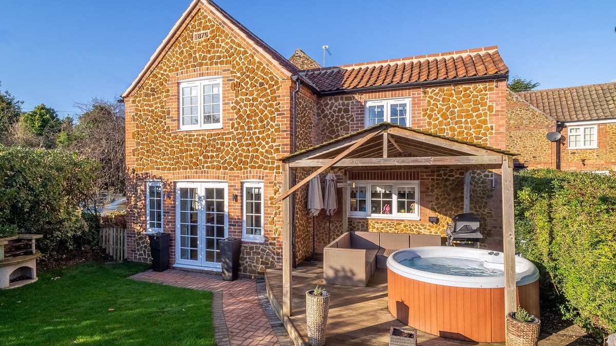 Dersingham Apartment | The Malthouse, Dersingham, Norfolk
