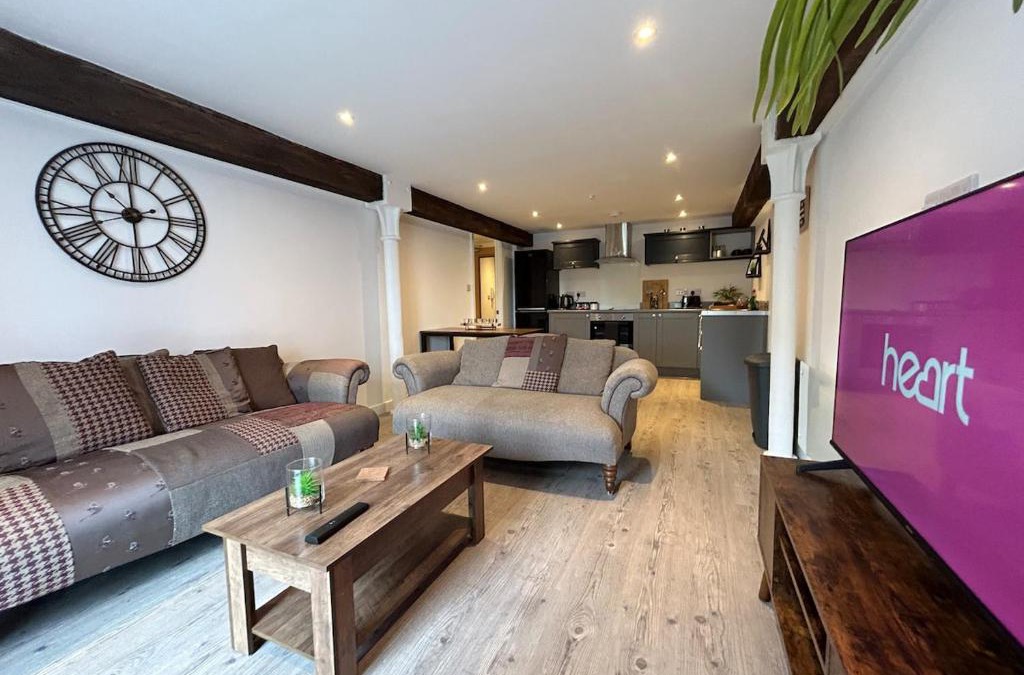 Kirk Sandall Apartment | The Maltings - Contemporary 2 bedroom apartment with en-suite