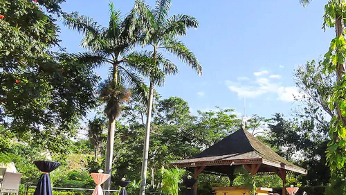 Mandeville Hotel | The Mandeville Hotel