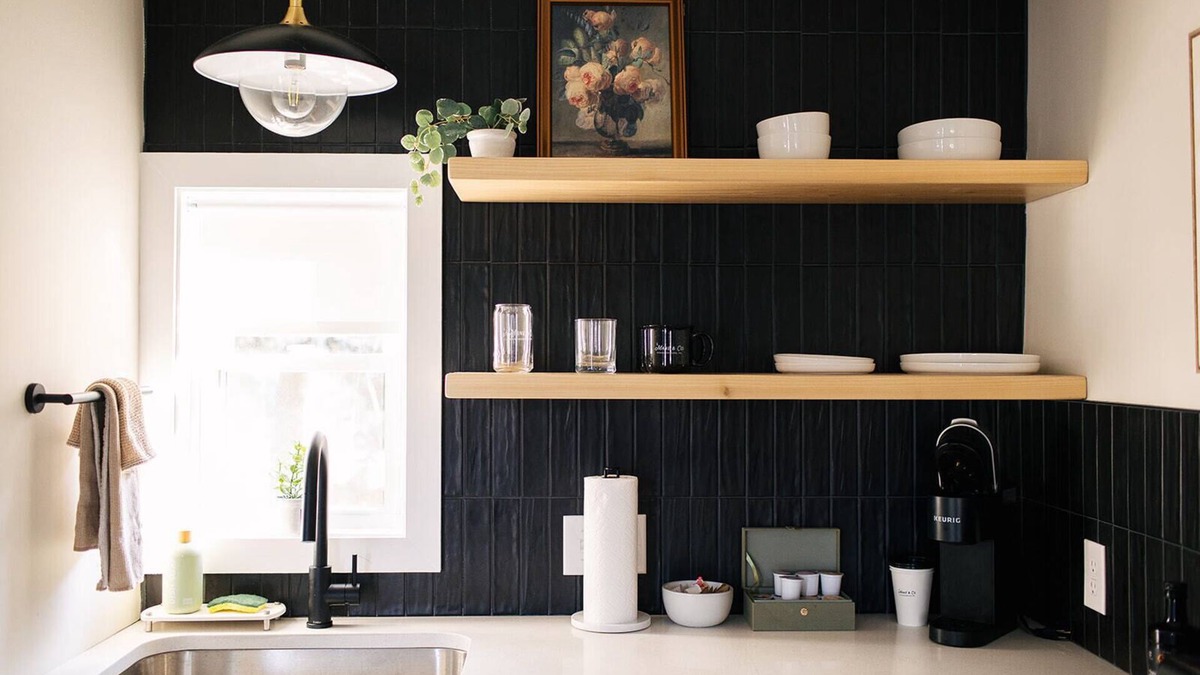 Chambersburg Apartment | The Mane & Co - No. 5