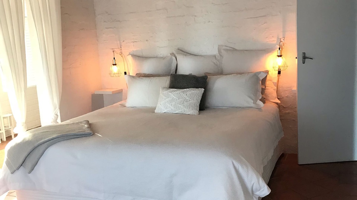 Crescent Head Apartment | The Mango Trees-peaceful getaway,with great views