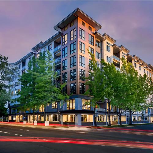 Eisenhower East Apartment | The Manor - Alexandria
