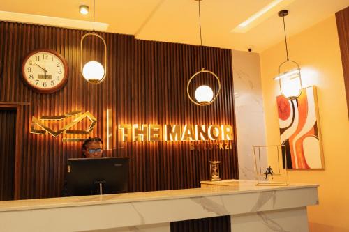 Owerri Hotel | The Manor Hotel by Luckzi