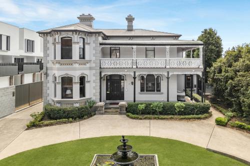 Islington Hotel | The Mansion