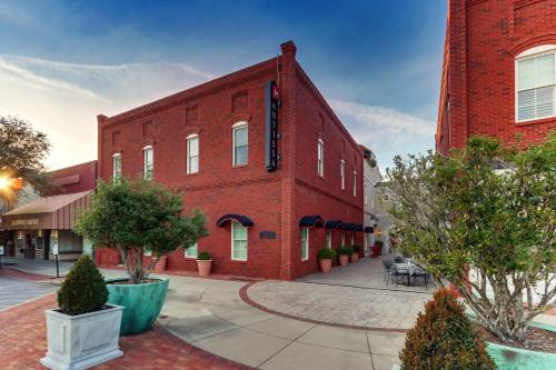 Hartsville Hotel | The Mantissa Hotel