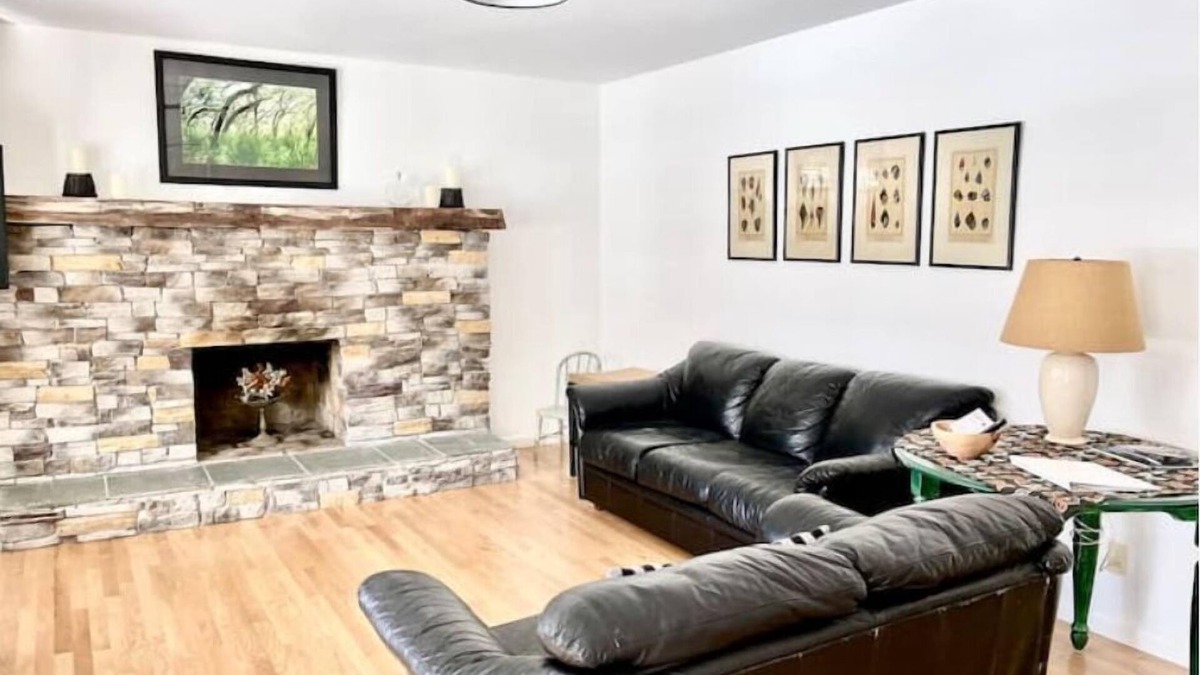Fayetteville House | The Maple House