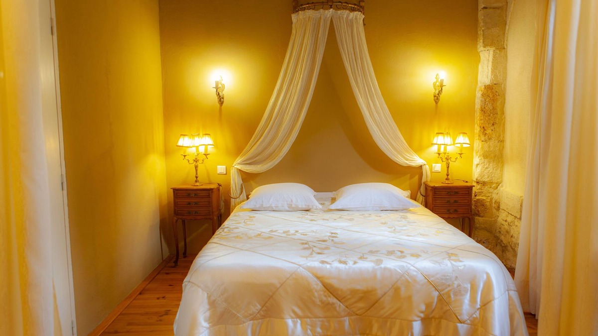 Murviel-les-Beziers Other | The Marie-Antoinette room