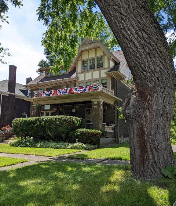 Downtown Niagara Falls Bed & Breakfast | The Marshall House