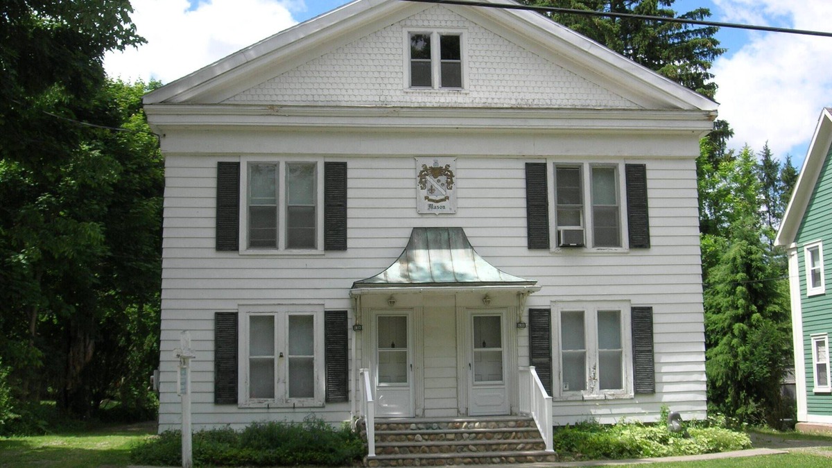 Ellicottville Apartment | The Mason House Unit B - Available for nights & weekends April-December!