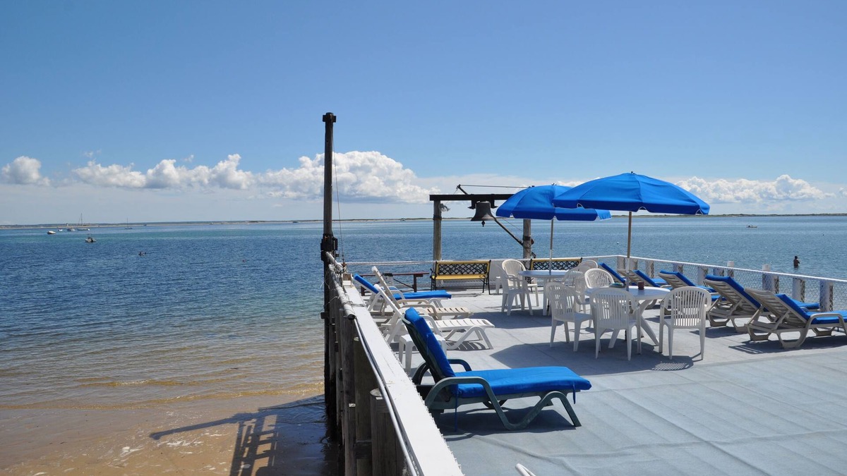 Provincetown Hotel | The Masthead Resort