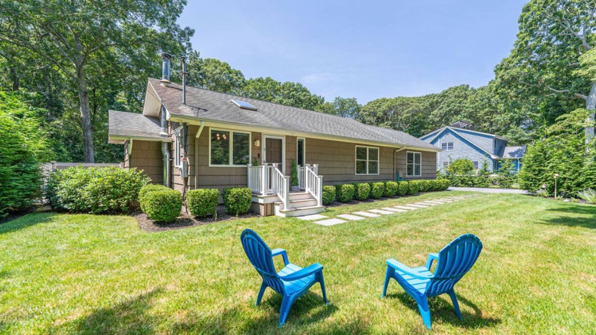 Mattituck House | The Mattituck Hideaway/Luxurious Wine Country Retreat