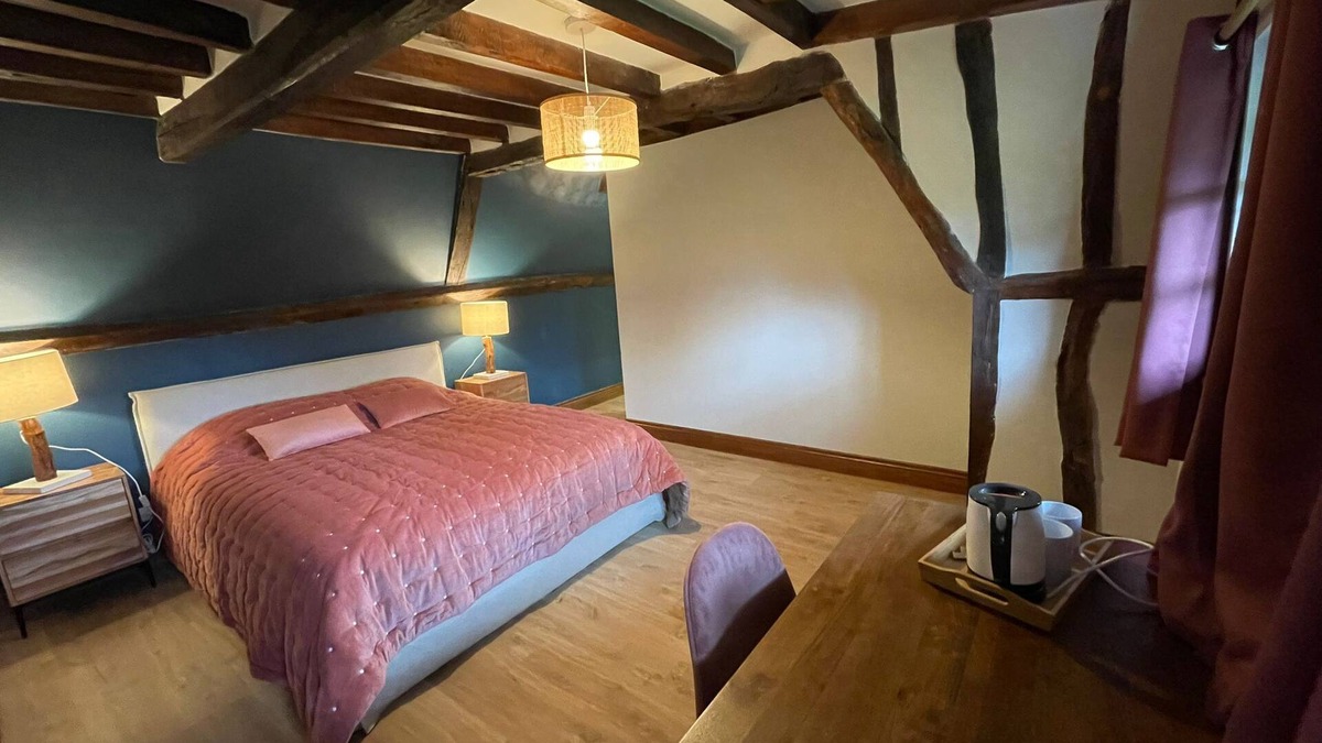 Vattetot-sous-Beaumont Bed & Breakfast | The Maupassant bedroom in the authentic and newly renovated cottage La Chaumière Normande