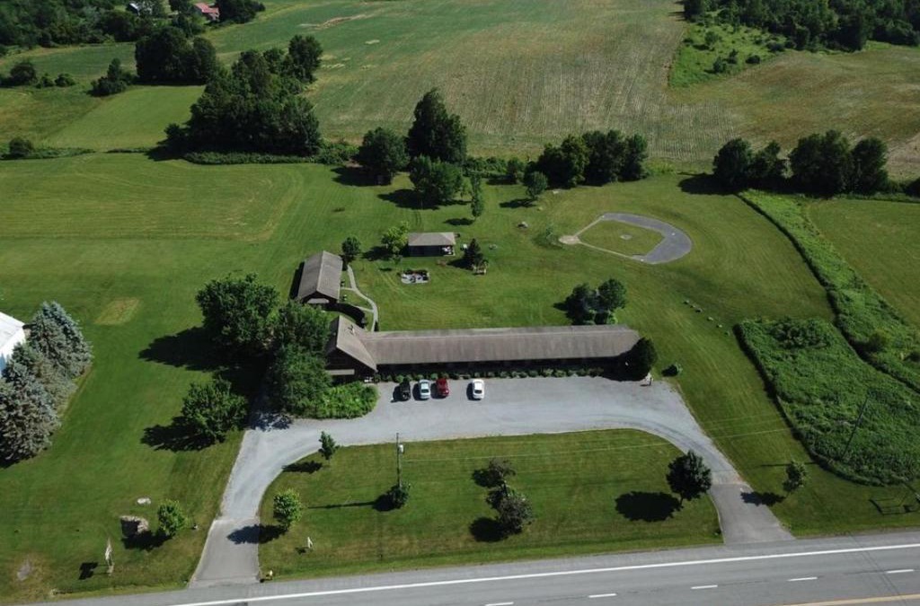 East Springfield Hotel | The Meadowlark Inn