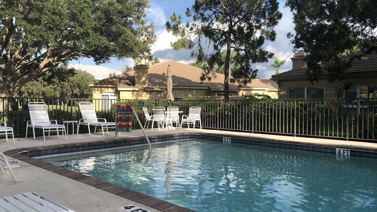 The Meadows Villa | The Meadows in Sarasota - Surrounded by 3 Golf Courses - Bike & Walking paths