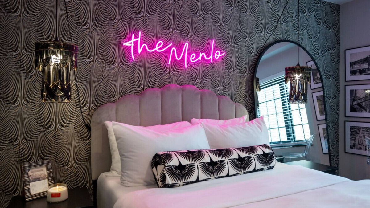 Hyde Park Apartment | The Menlo | Hyde Park
