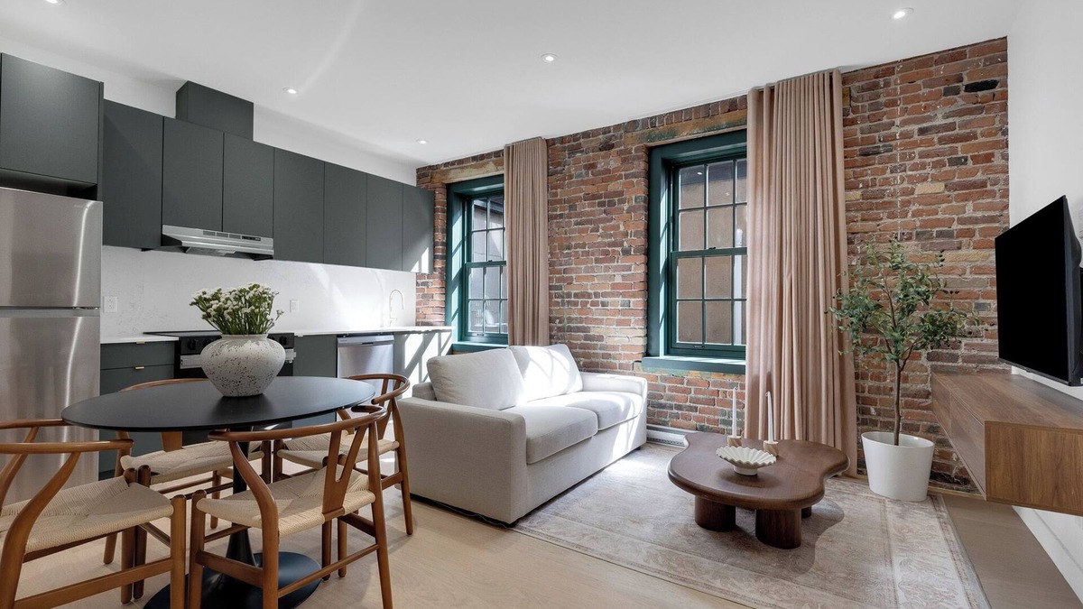 Cite Multimedia Apartment | The Mercer Boutique Hotel