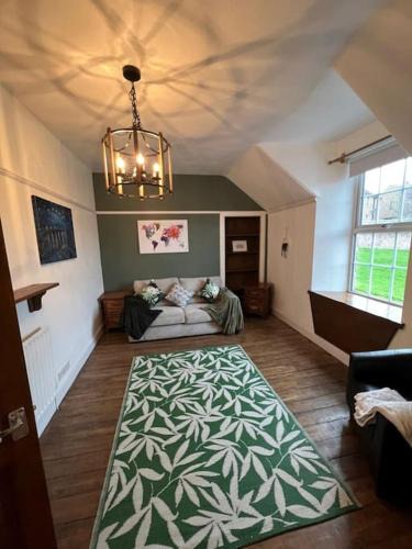 Tillicoultry Apartment | The Mews Holiday Let